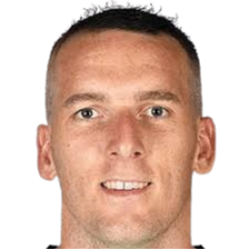 https://img.sdlxzg.com/img/football/player/e02d7d03db9d73e42d8d57d649ceaa49.png